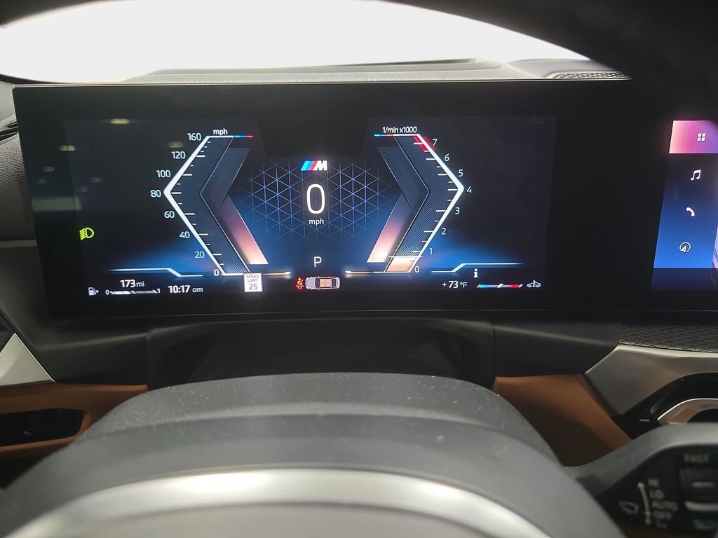 Used 2024 BMW M440i Convertible w/ Premium Package image 17