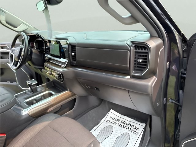 Used 2024 Chevrolet Silverado 1500 LT Trail Boss w/ Protection Package AWD/4WD image 29