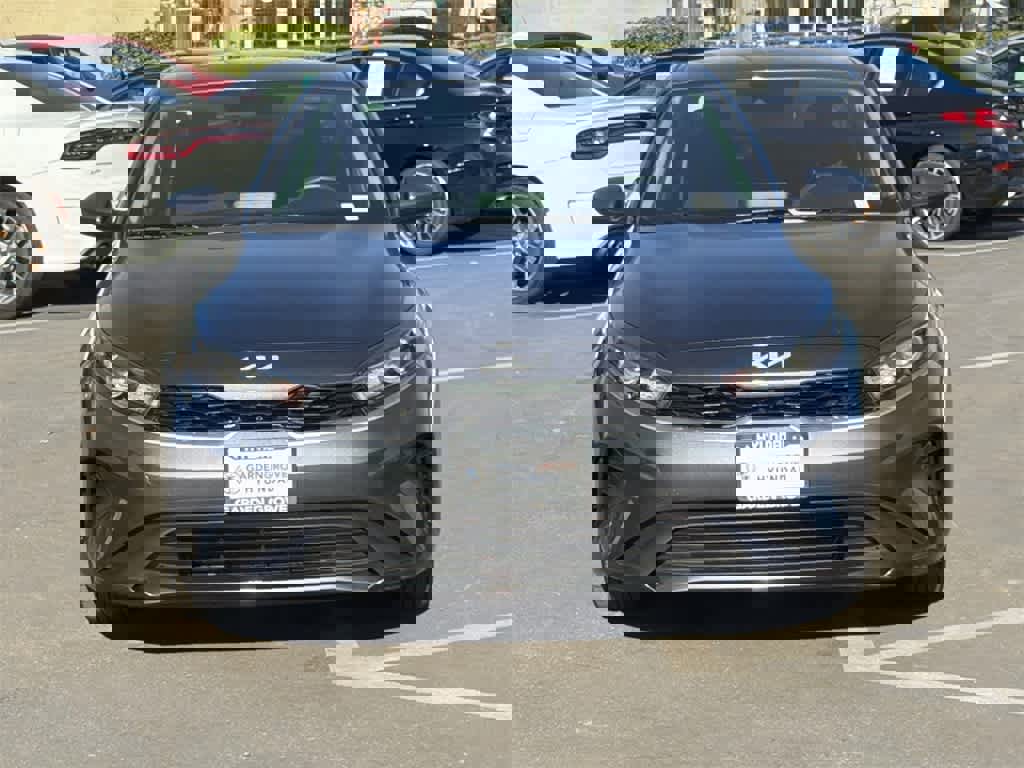 Used 2024 Kia Forte LXS image 2
