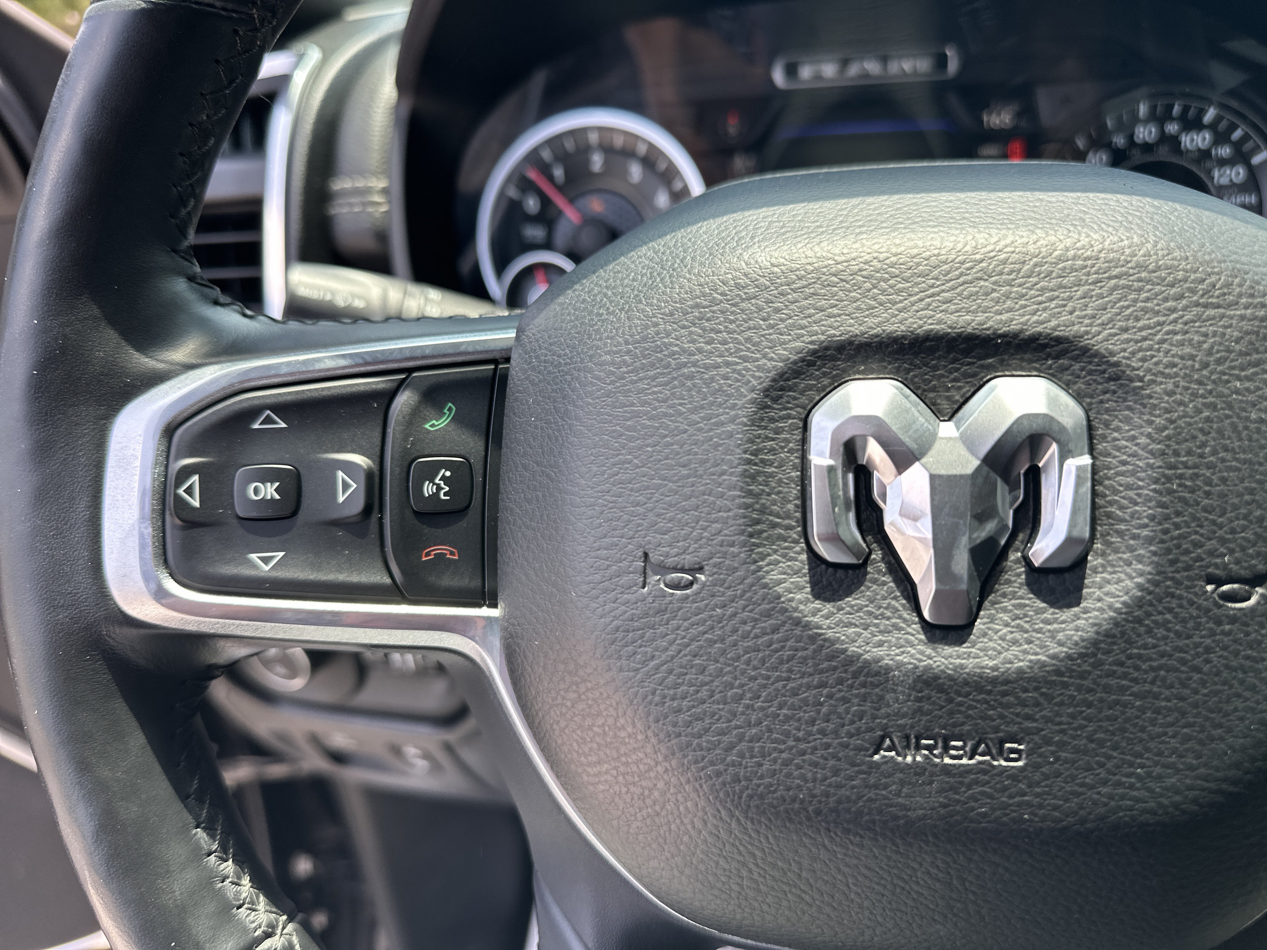 Used 2019 RAM 1500 Laramie RWD image 25