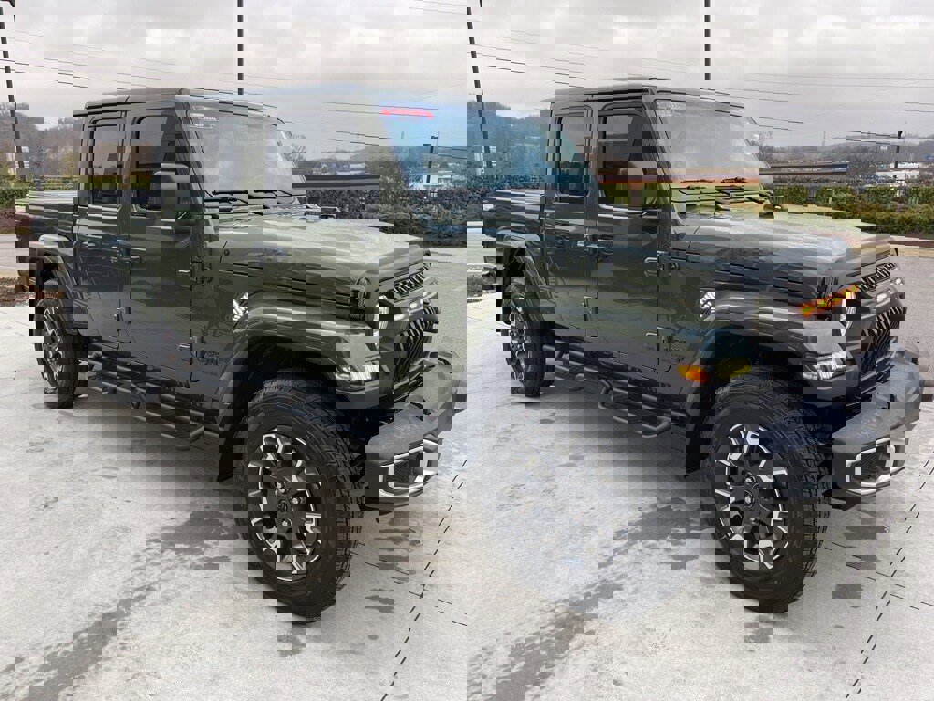 Used 2023 Jeep Gladiator Willys image 30