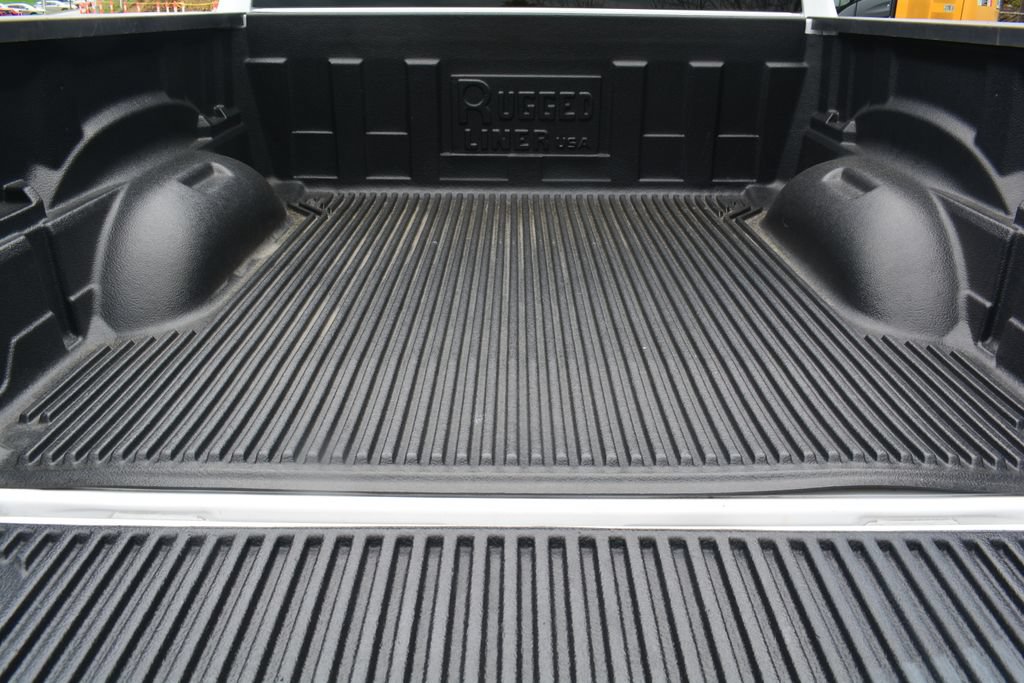 Used 2024 RAM 1500 Laramie AWD/4WD image 26
