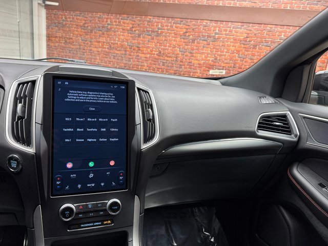 Certified 2024 Ford Edge ST-Line image 17