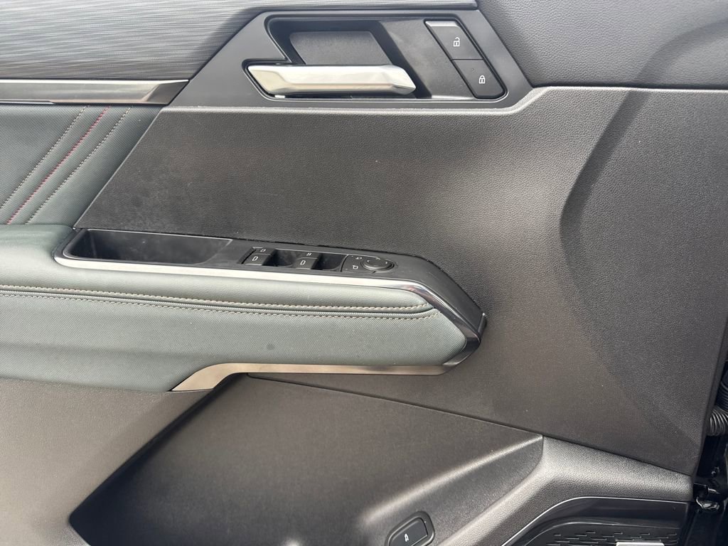 Used 2025 GMC Acadia AT4 w/ Super Cruise Package image 20