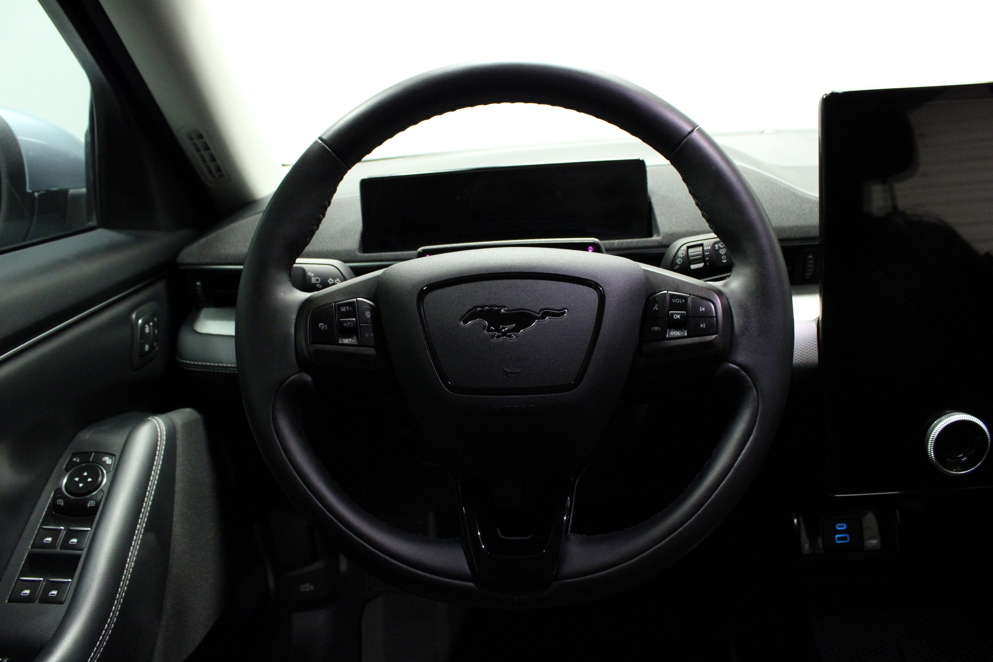 Used 2022 Ford Mustang Mach-E Select w/ Comfort/Technology Package image 20