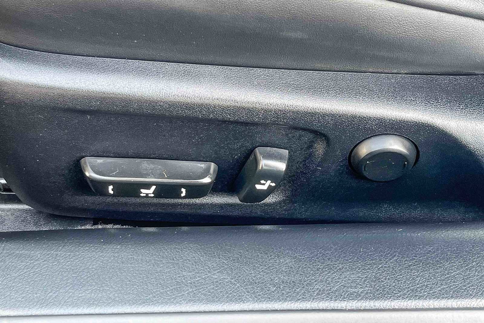 Used 2016 Lexus RC 200t image 20