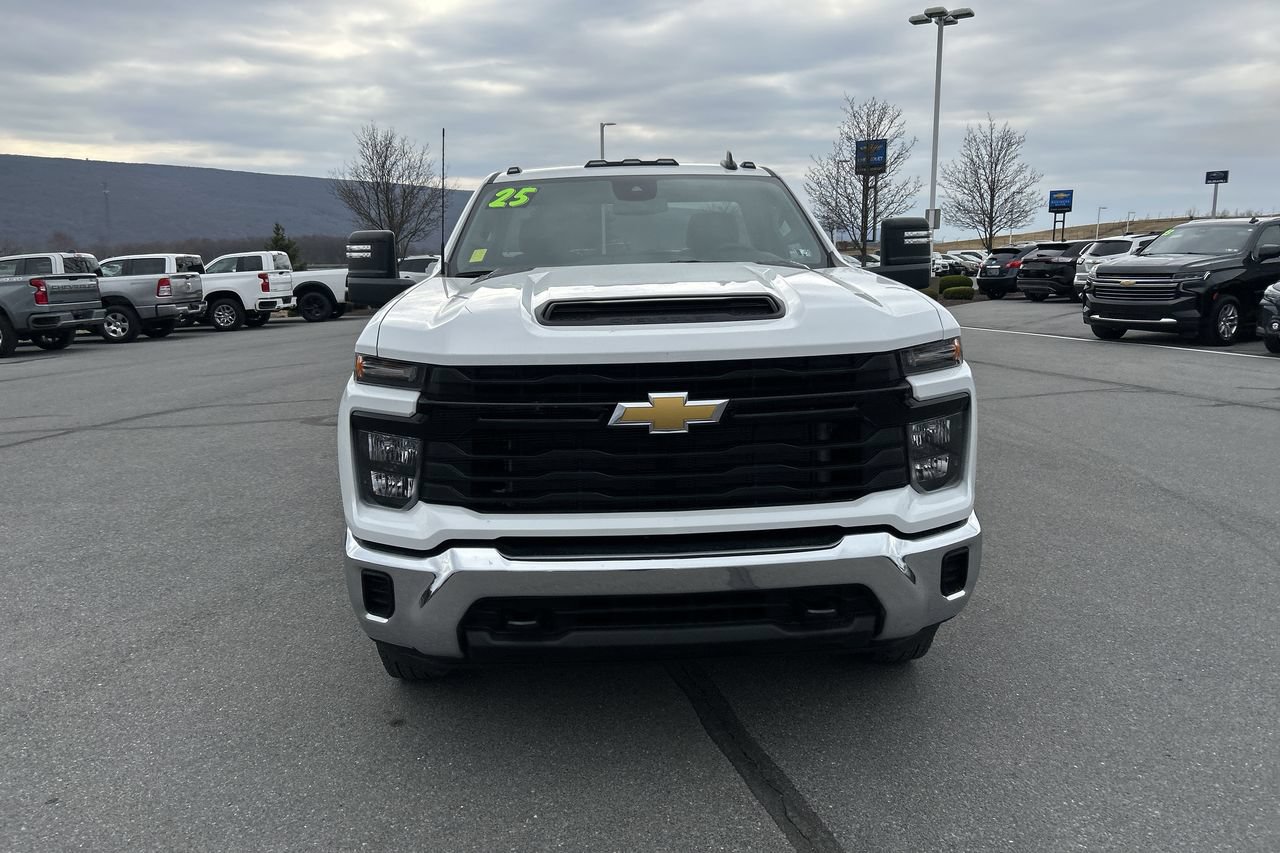 New 2025 Chevrolet Silverado 3500 W/T w/ WT Convenience Package AWD/4WD video 2