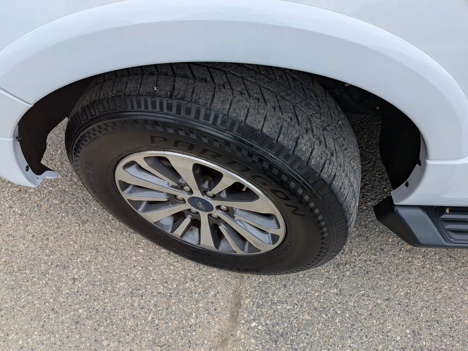 Used 2017 Ford Expedition EL XLT w/ Equipment Group 202A image 11