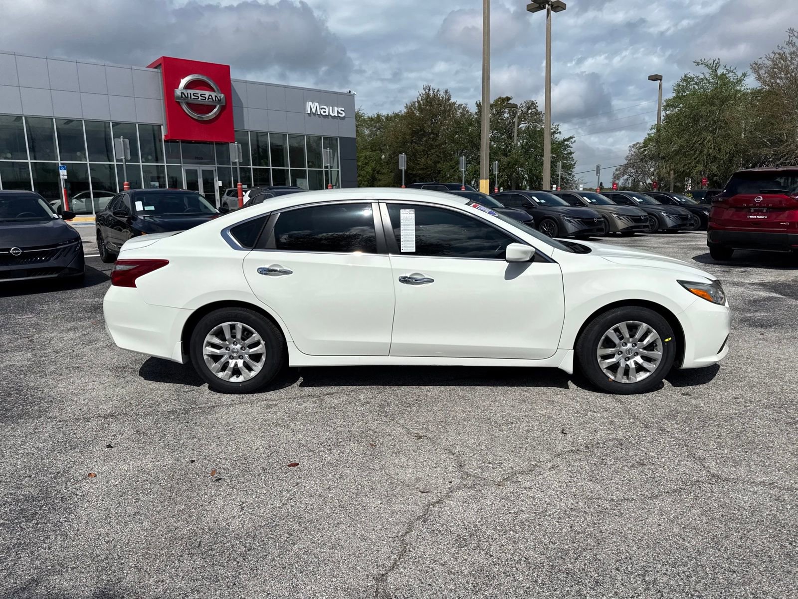 Used 2018 Nissan Altima 2.5 S w/ S Convenience Package image 5