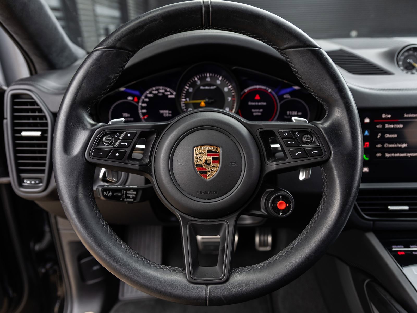 Certified 2023 Porsche Cayenne Turbo GT AWD/4WD image 28