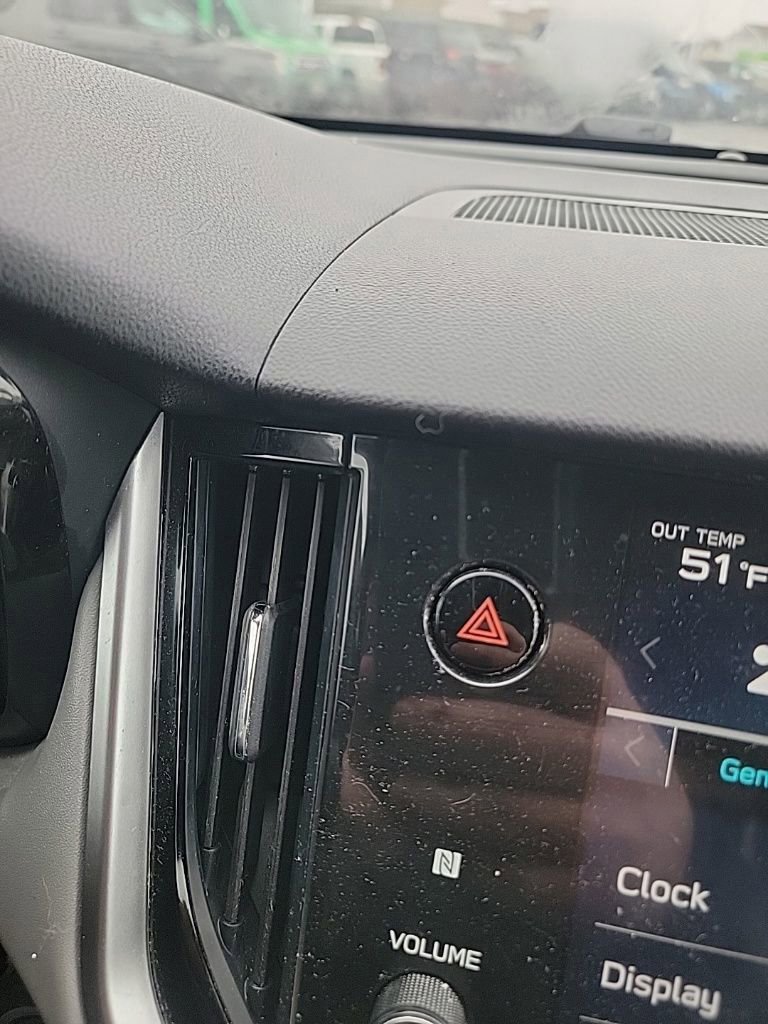 Used 2023 Subaru Outback Premium image 47