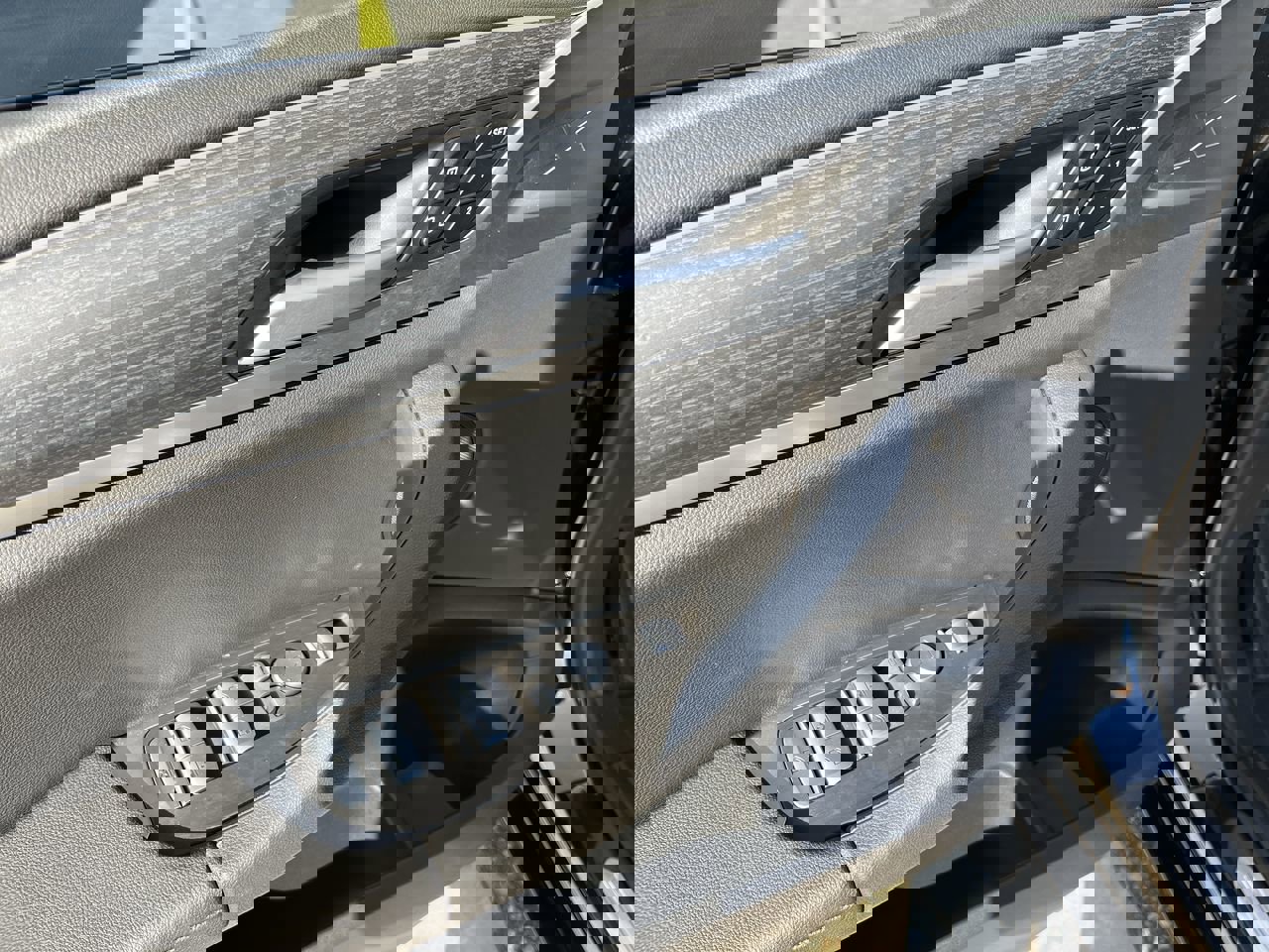 Certified 2024 BMW X3 sDrive30i w/ M Sport Package image 19