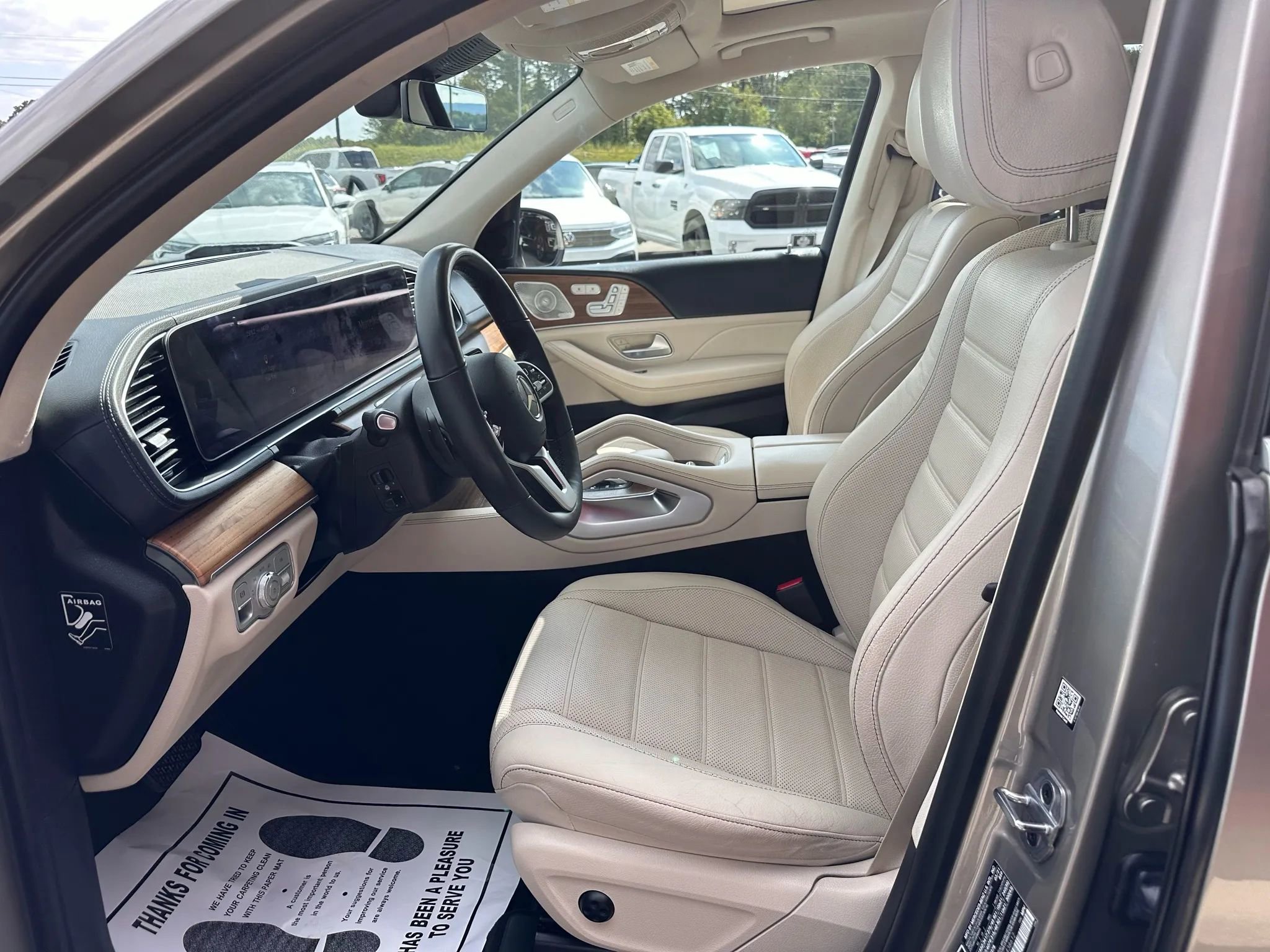 Used 2021 Mercedes-Benz GLS 450 4MATIC image 5