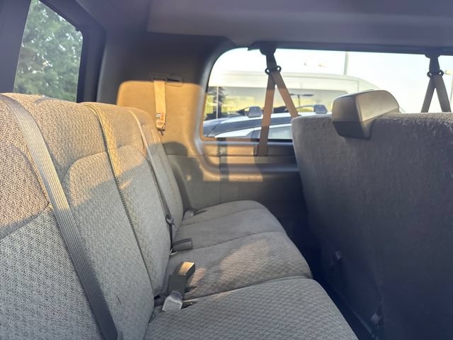 Used 2025 GMC Savana 3500 LT w/ LT Preferred Equipment Group RWD image 5