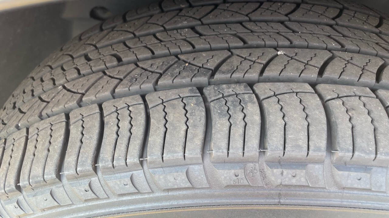 Used 2007 Ford Edge SEL Plus image 16