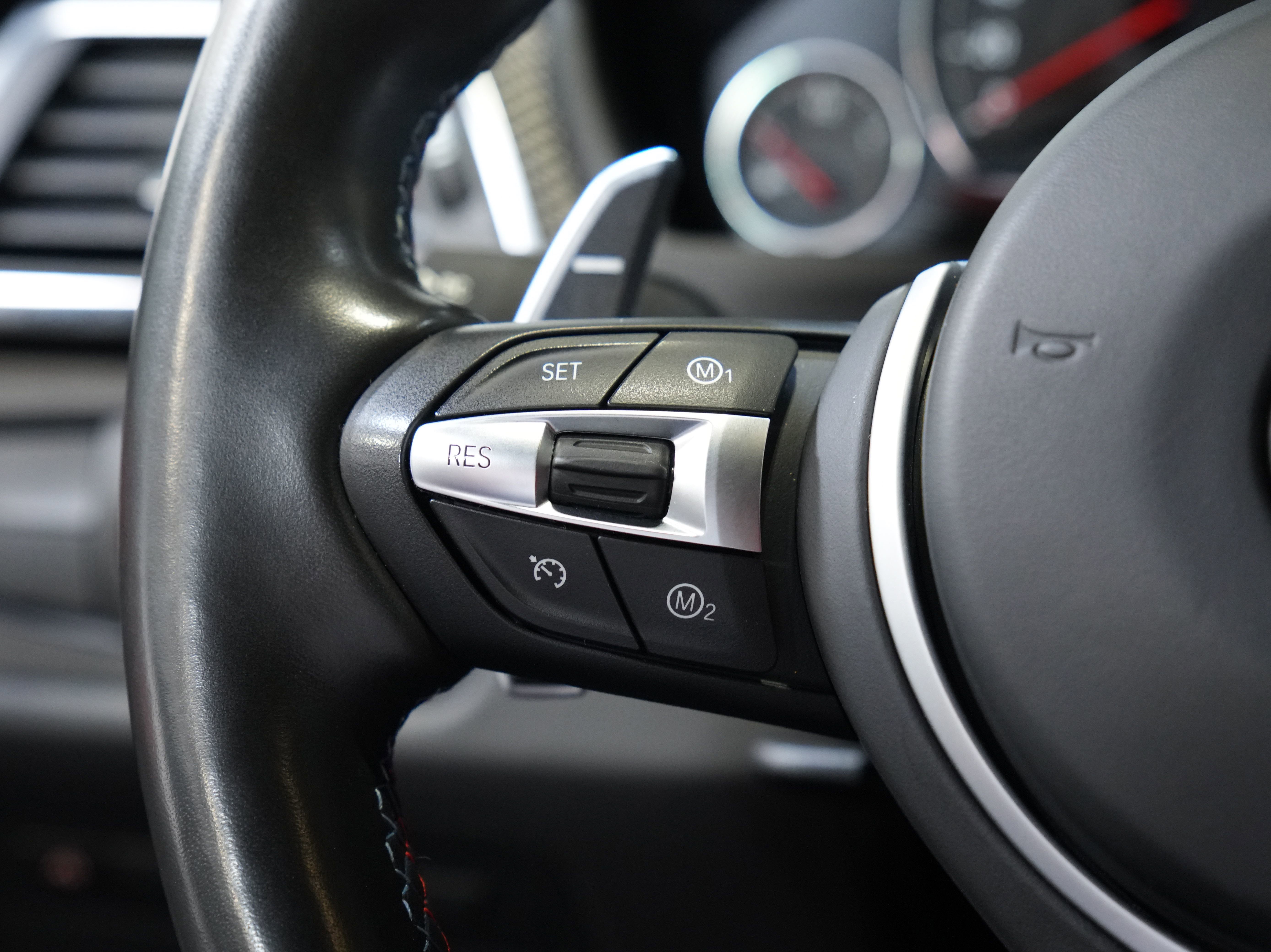 Used 2018 BMW M4 COUPE 2D image 34