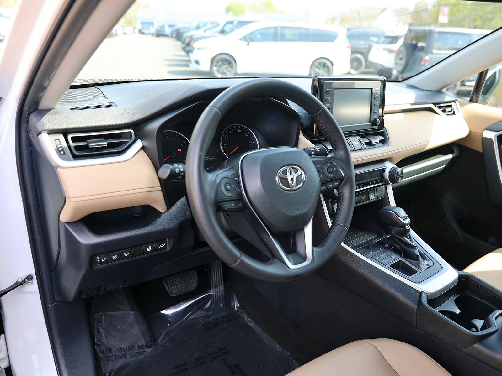 Used 2019 Toyota RAV4 XLE Premium w/ Cold Weather Package image 17