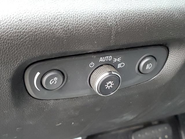 Used 2020 Chevrolet Traverse LT AWD/4WD image 8