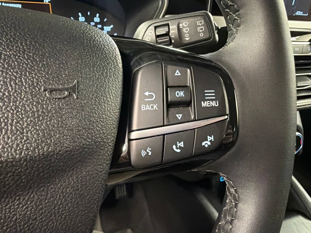 Used 2022 Ford Escape SE w/ Cold Weather Package AWD/4WD image 19