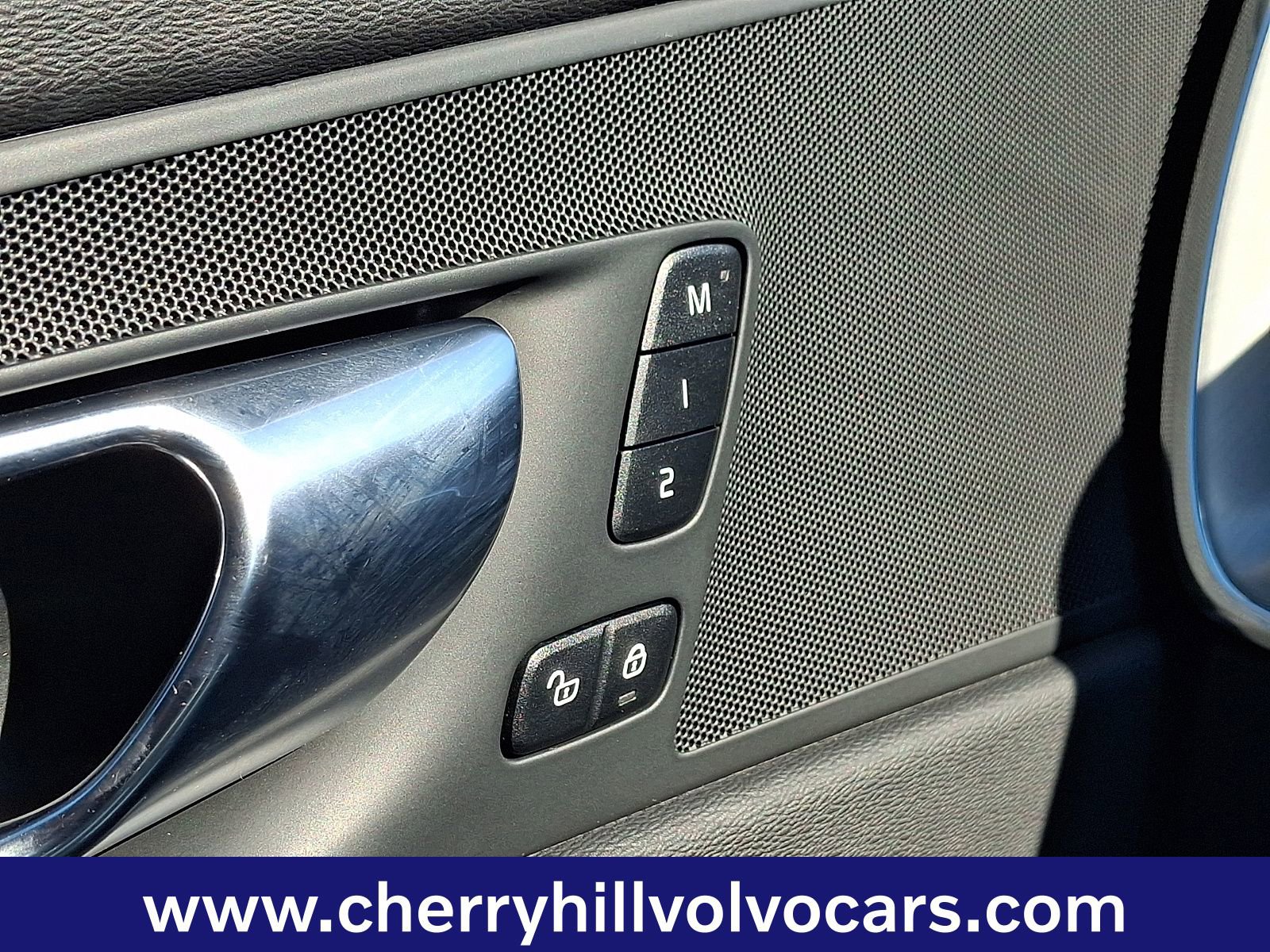 Certified 2023 Volvo XC60 B5 Core image 24