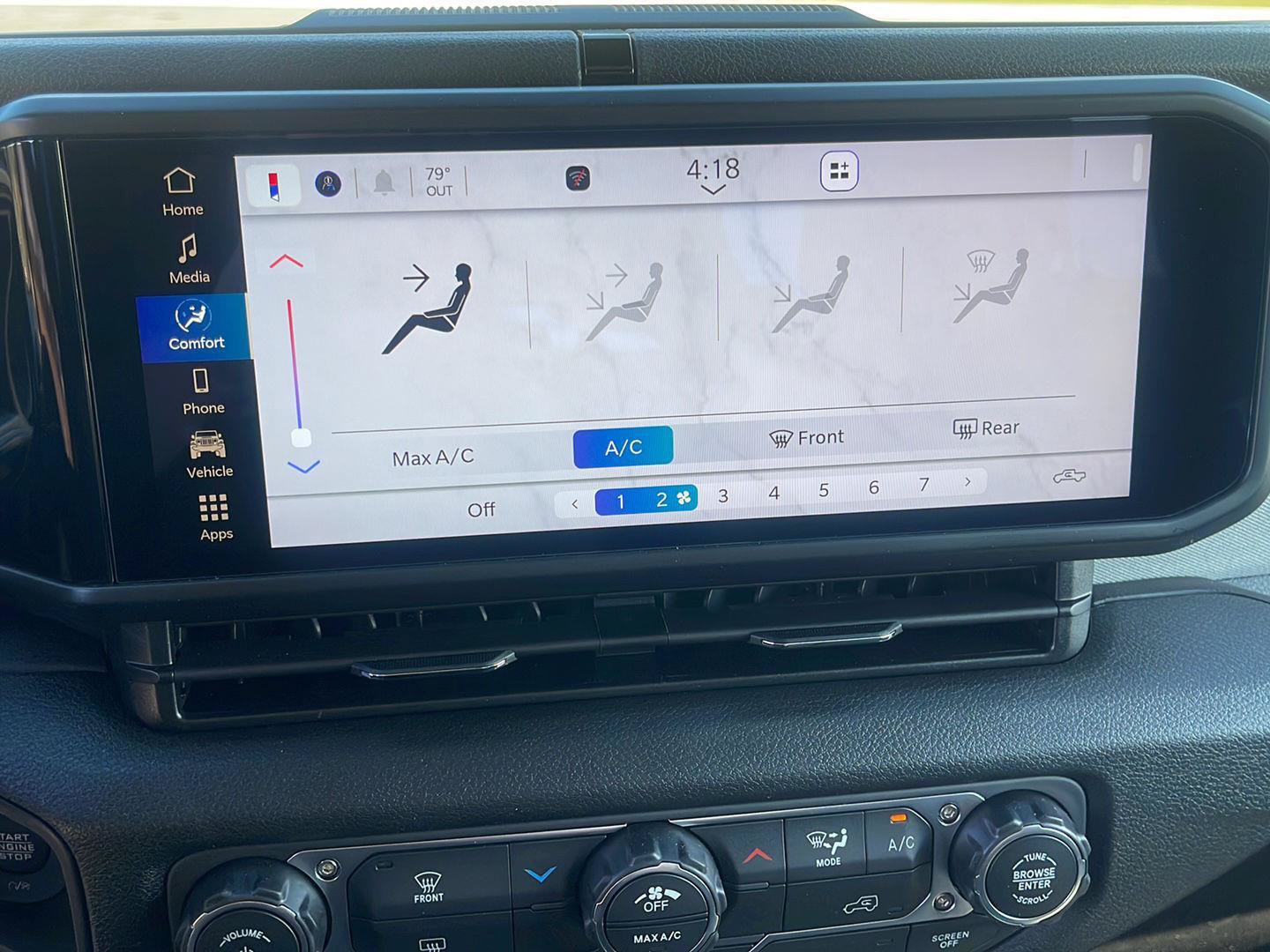 New 2026 Jeep Gladiator Sport AWD/4WD image 17