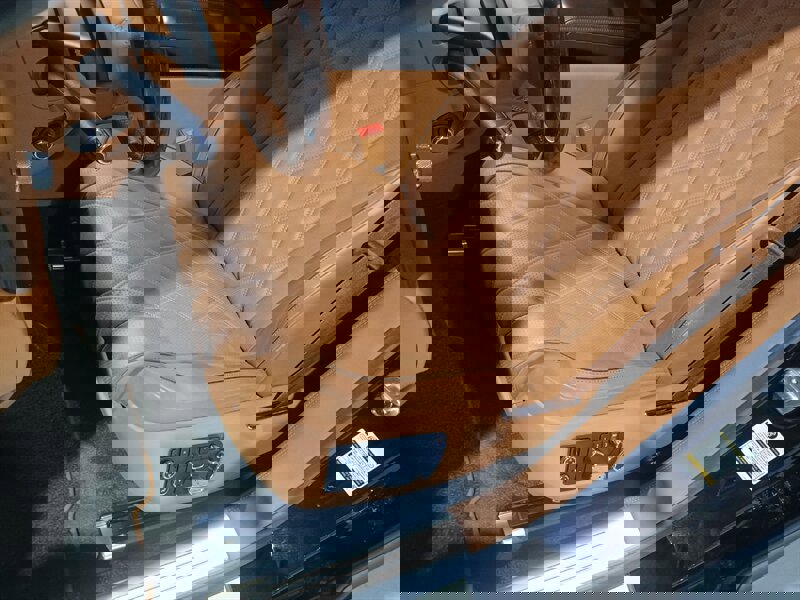 Used 2015 Bentley Flying Spur V8 image 16