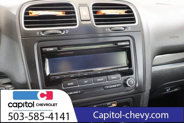 Used 2012 Volkswagen Golf 2-Door FWD image 18