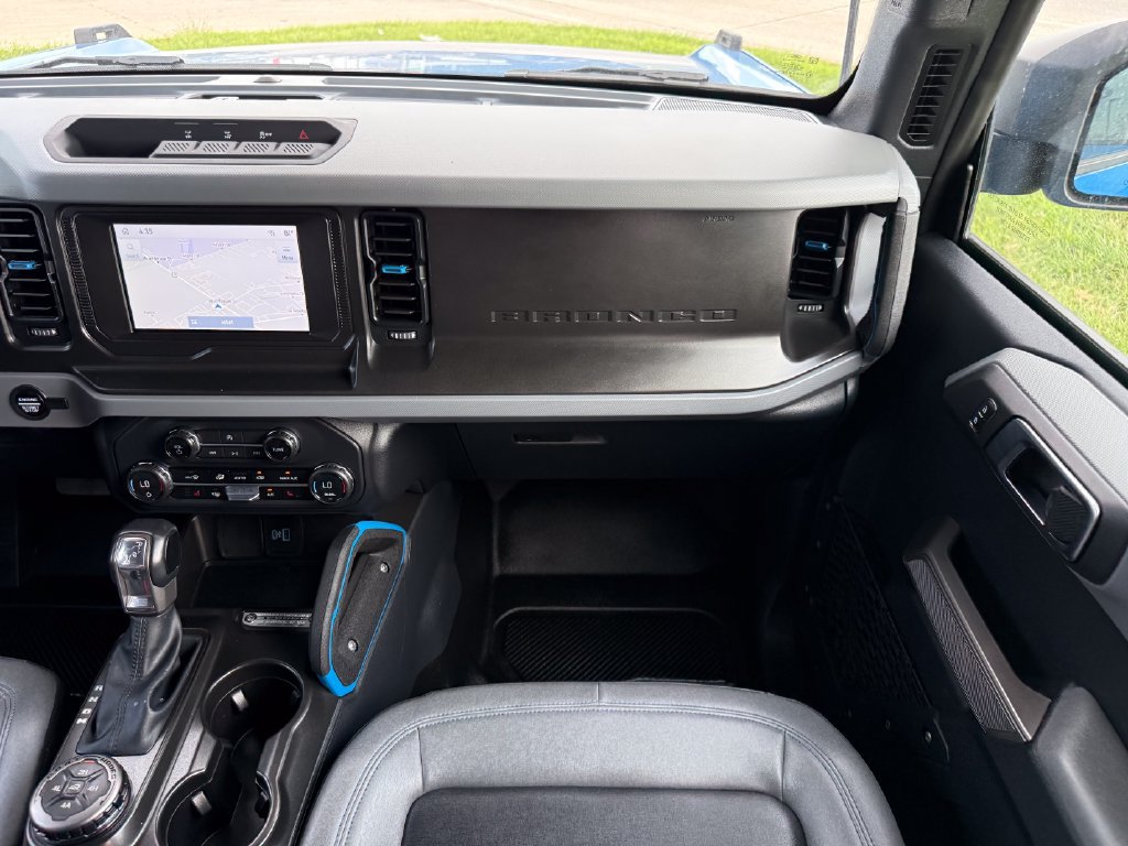 Used 2023 Ford Bronco Black Diamond AWD/4WD image 21