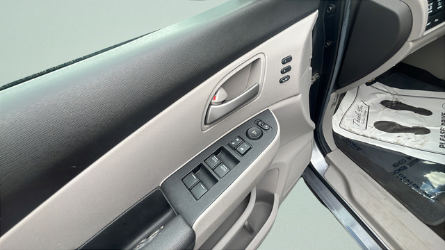 Used 2012 Honda Odyssey Touring image 10