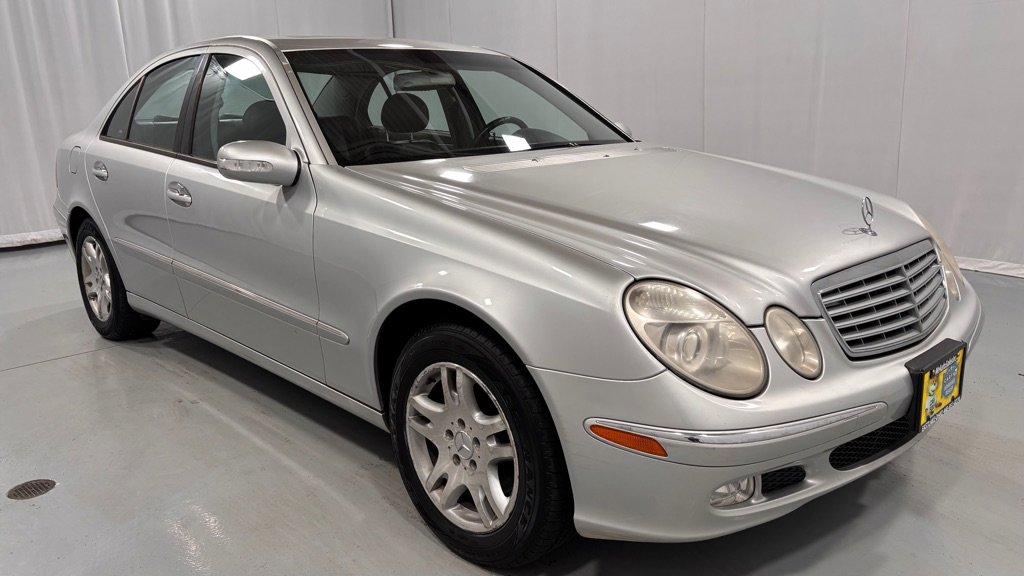 Used 2004 Mercedes-Benz E 320 4MATIC Sedan image 3