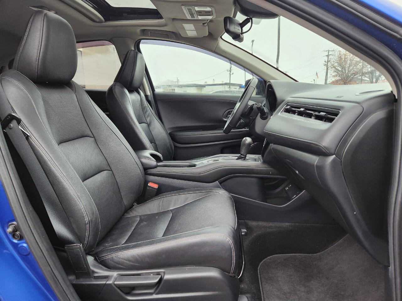 Used 2021 Honda HR-V EX-L image 14