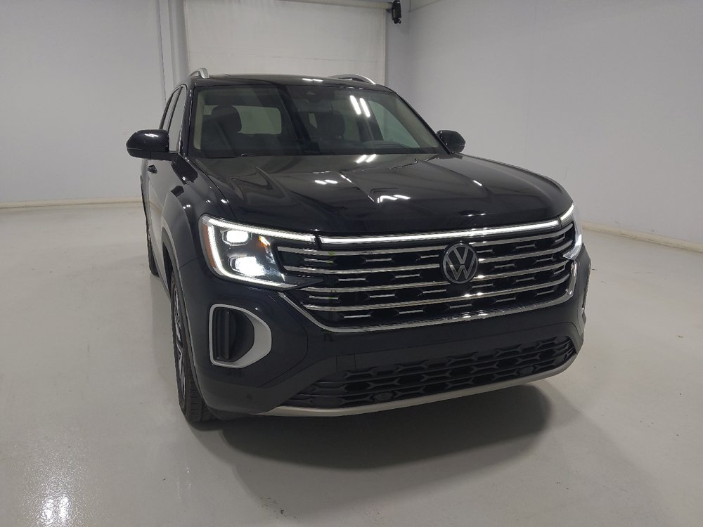 Used 2024 Volkswagen Atlas SEL AWD/4WD image 14