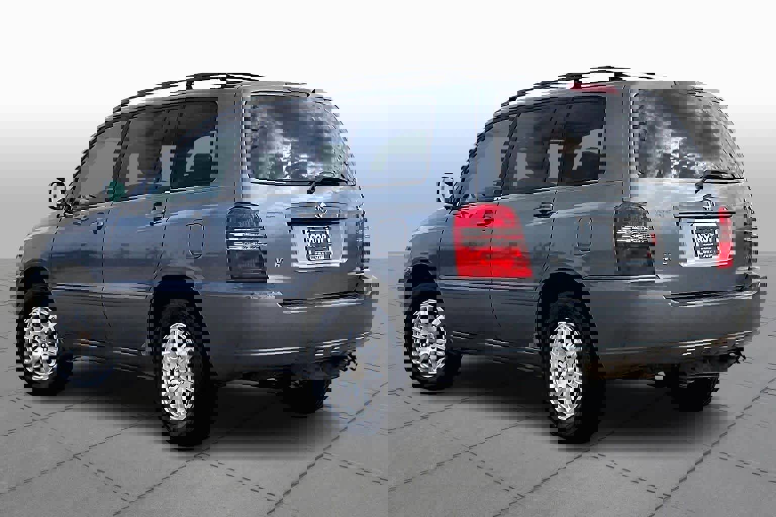 Used 2003 Toyota Highlander 2WD V6 image 12