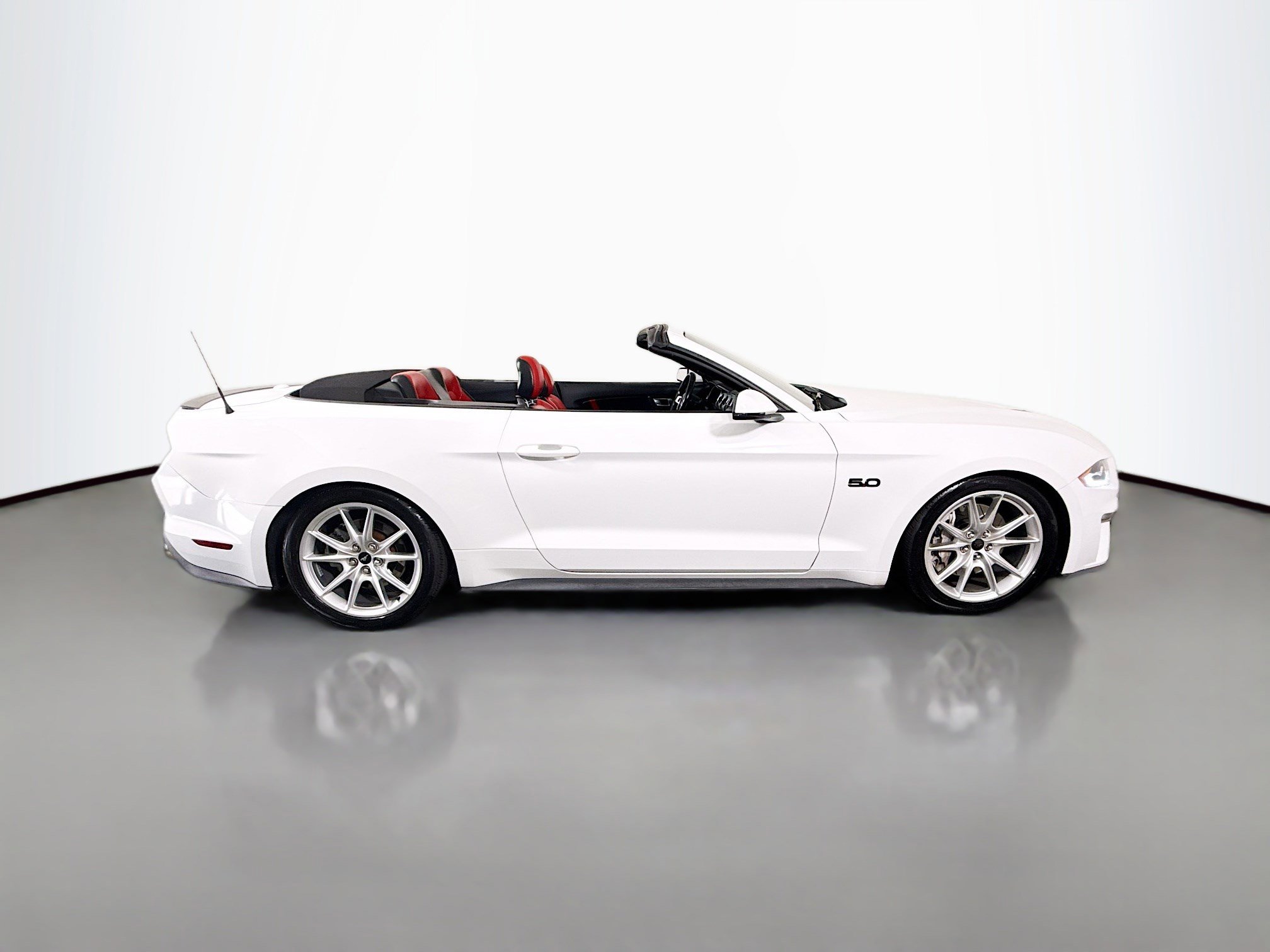 Used 2019 Ford Mustang GT Premium w/ Equipment Group 401A image 39