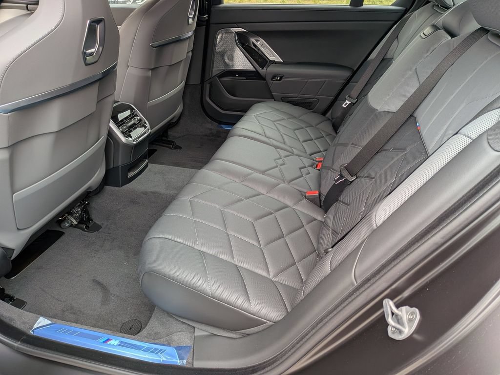 New 2026 BMW i7 eDrive50 w/ Executive Package RWD image 31