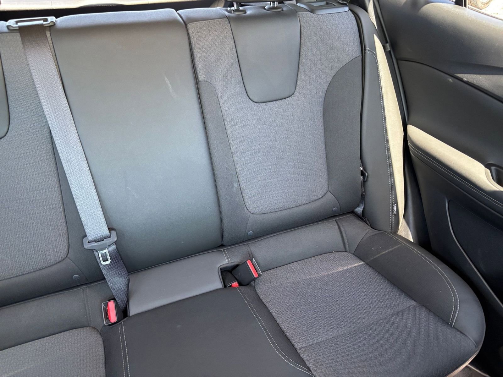 Used 2025 Buick Encore GX Preferred FWD image 32