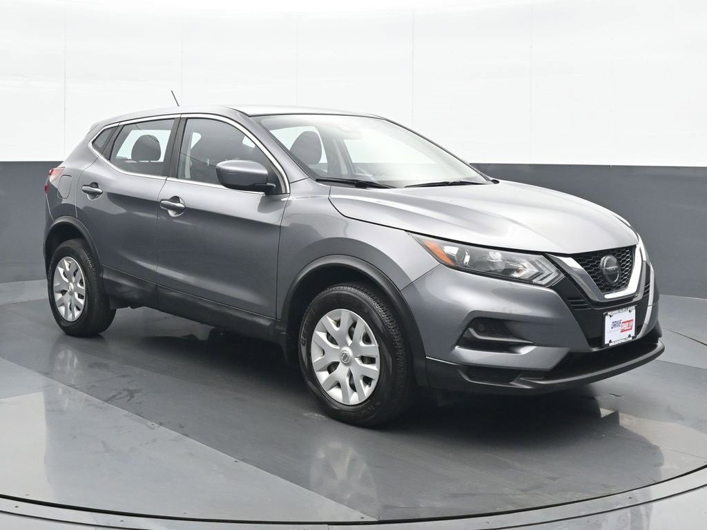 Used 2020 Nissan Rogue Sport S image 9