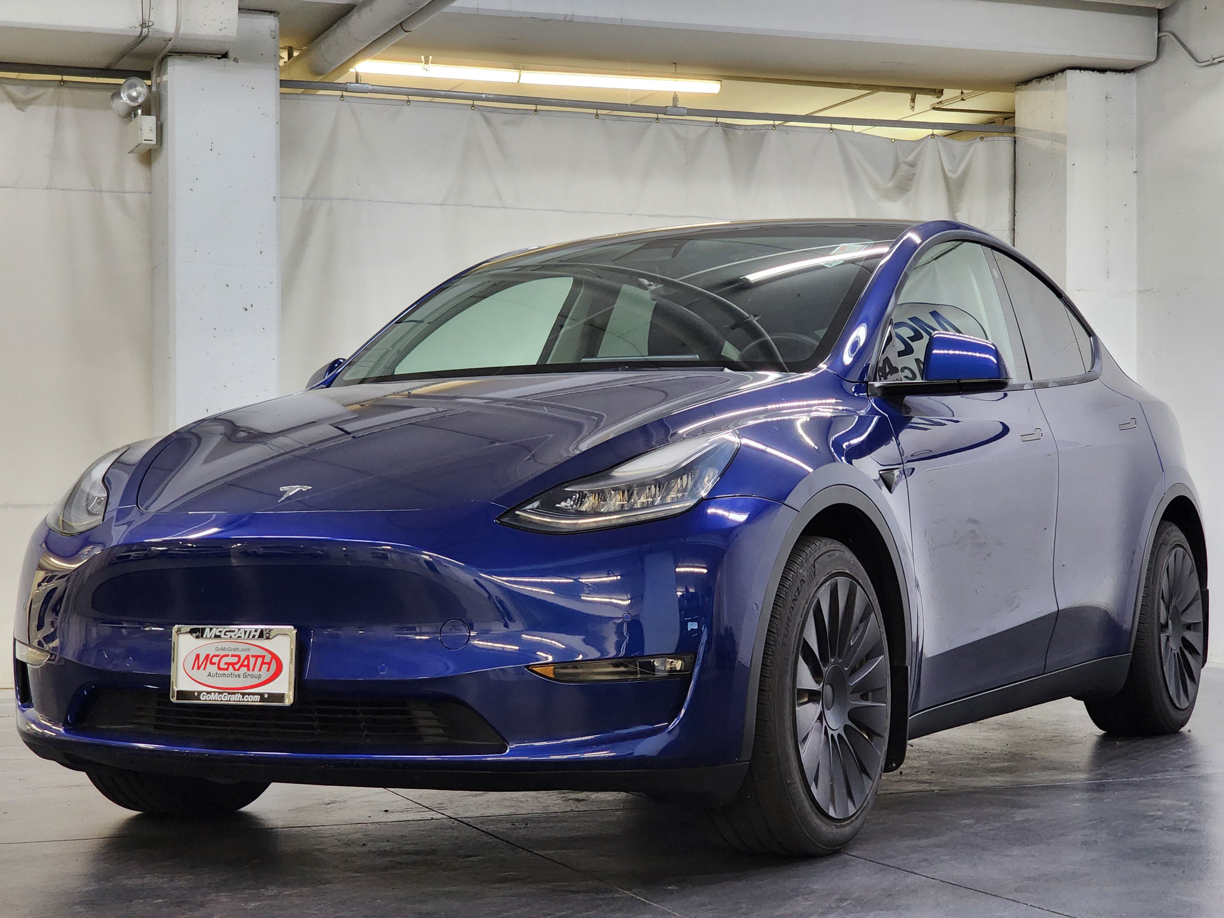 Used 2021 Tesla Model Y Long Range AWD/4WD image 11