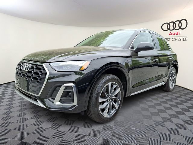 Used 2023 Audi Q5 2.0T Premium Plus w/ Premium Plus Package AWD/4WD image 3