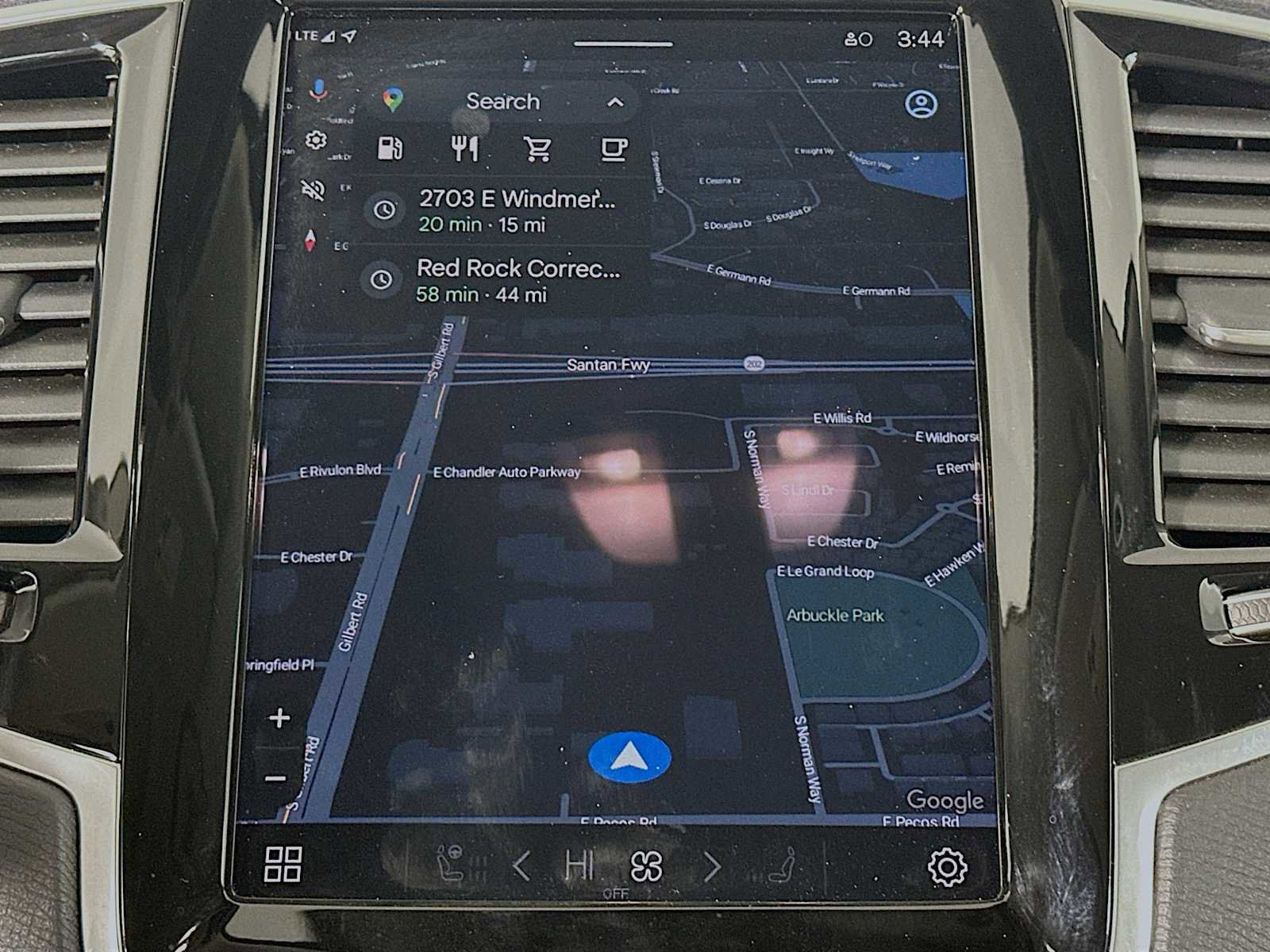 Certified 2025 Volvo XC90 B6 Plus image 14