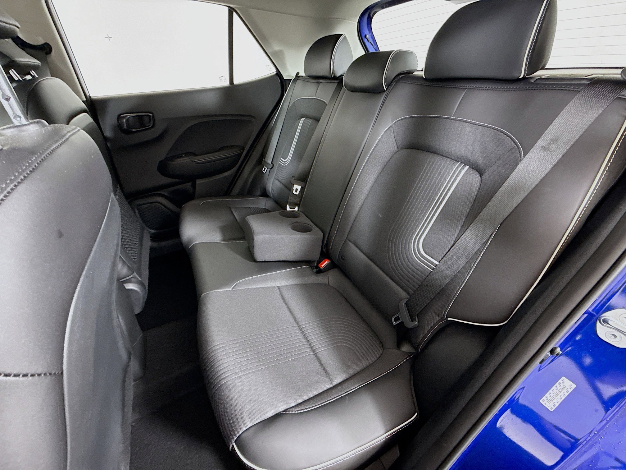 Used 2023 Hyundai Venue Limited image 22