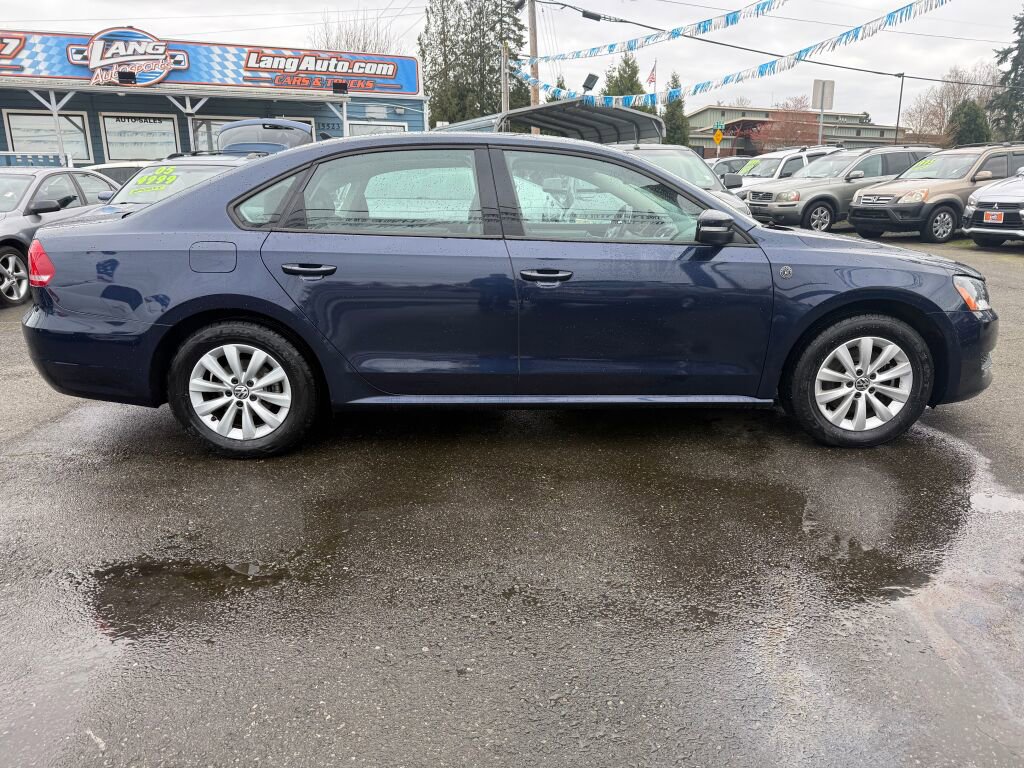 Used 2014 Volkswagen Passat 1.8T S image 7