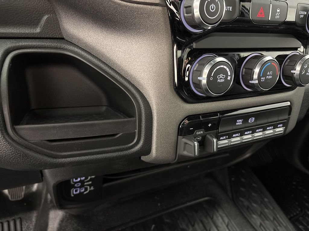 New 2026 RAM 5500 Tradesman RWD image 31