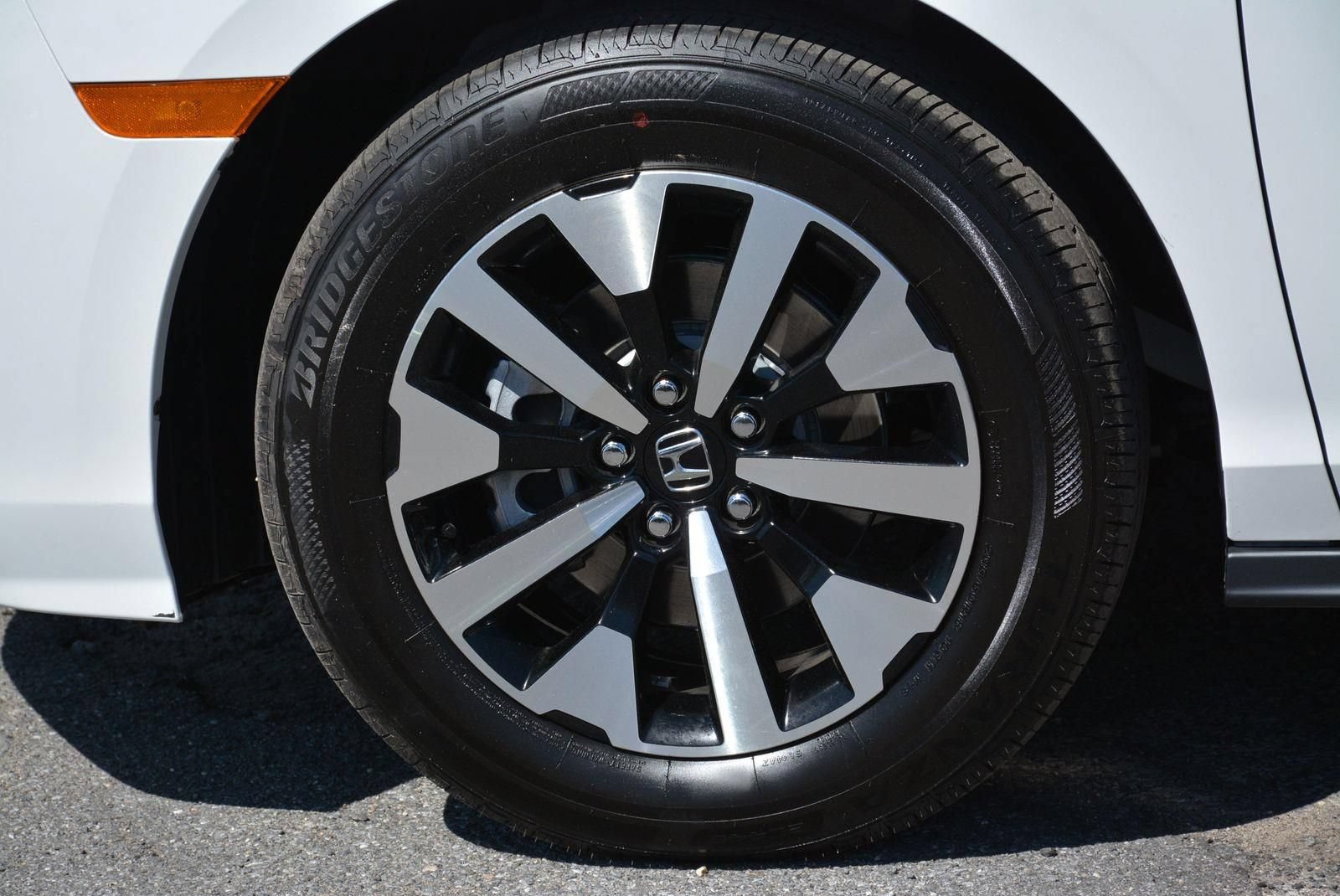 Used 2026 Honda Odyssey EX-L image 31