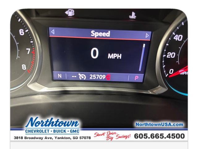 Used 2021 Chevrolet Traverse LT image 16