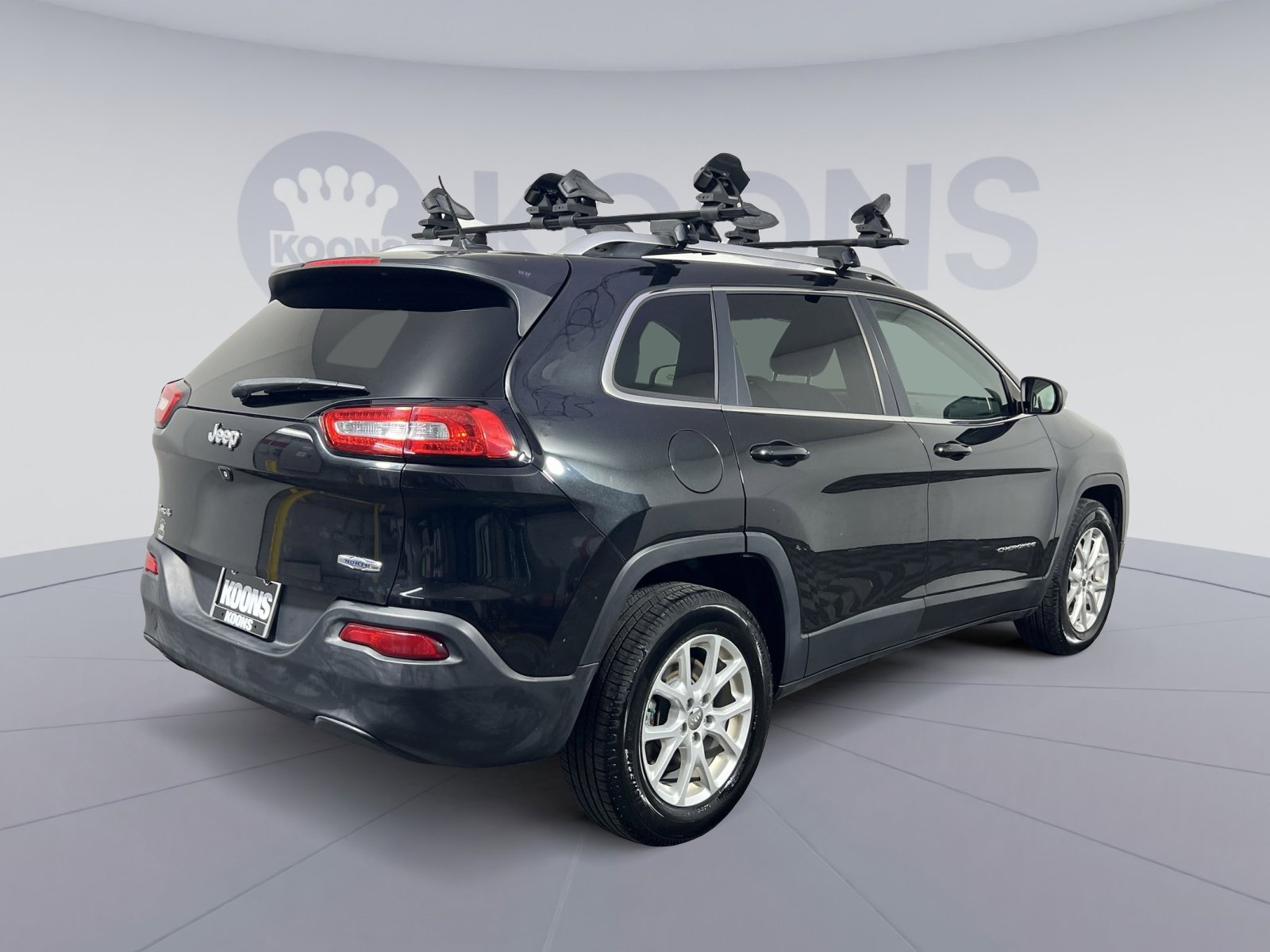 Used 2015 Jeep Cherokee Latitude w/ Cold Weather Group image 7