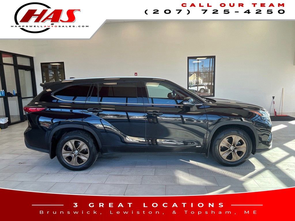 Used 2022 Toyota Highlander Bronze Edition image 7