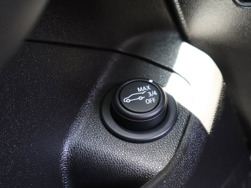 Used 2024 GMC Terrain SLT FWD image 34