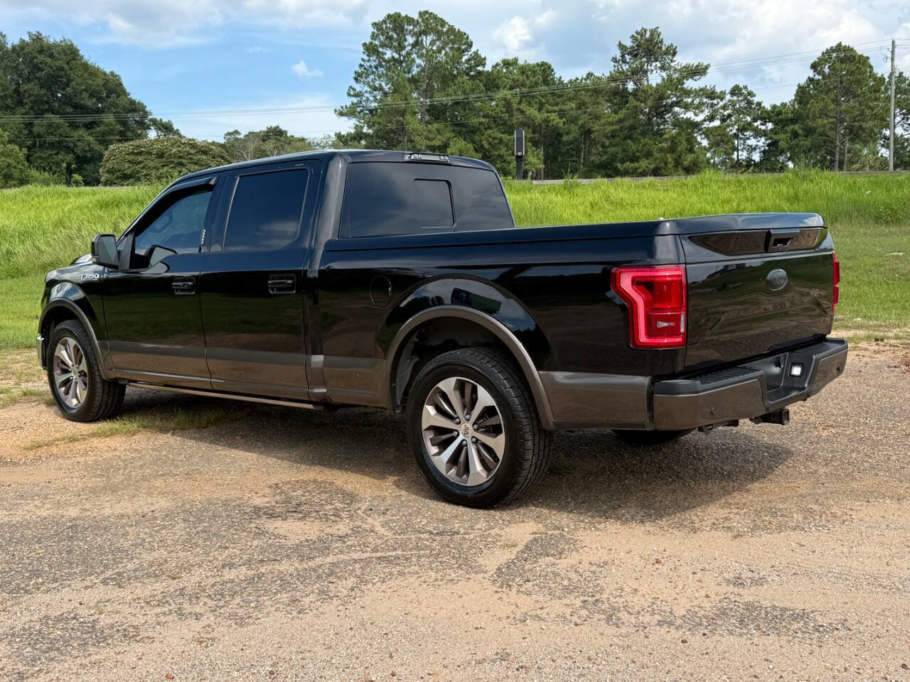 Used 2016 Ford F150 King Ranch w/ Equipment Group 601A Luxury RWD image 3