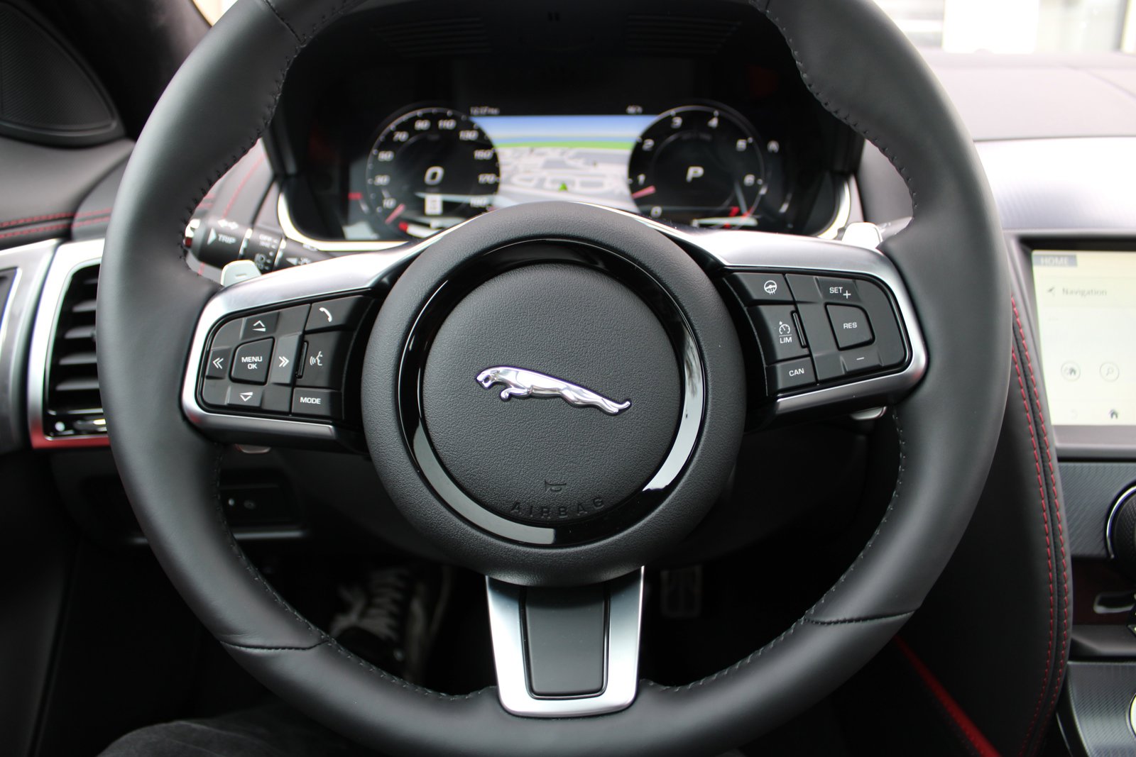 New 2023 Jaguar F-TYPE R-Dynamic image 13